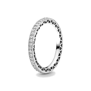 Anello Pandora pietre scintillanti e cuori (Misura 54)