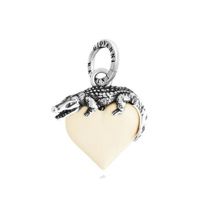 Charm cuore coccodrillo avorio