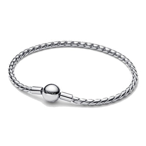 Bracciale Maglia Spiga con Chiusura a Sfera
Argento Sterling 925
(Misura 17 Cm)