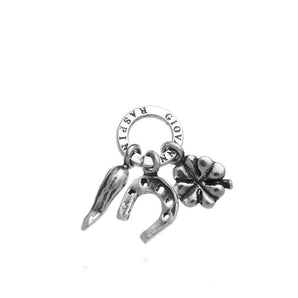 Charm amuleti tris