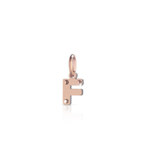 Lettera F in oro rosa e argento