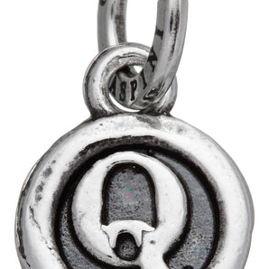 Charm Giovanni Raspini lettera a bottone "Q"